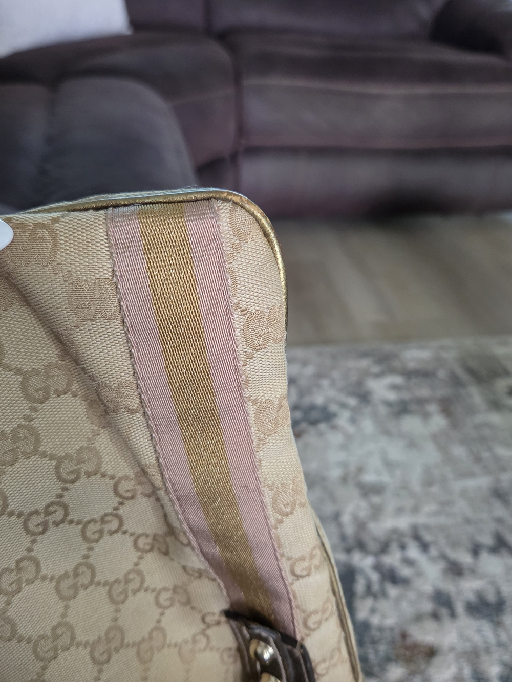 Gucci Beige GG Canvas Crossbody Bag - Picture 8 of 9